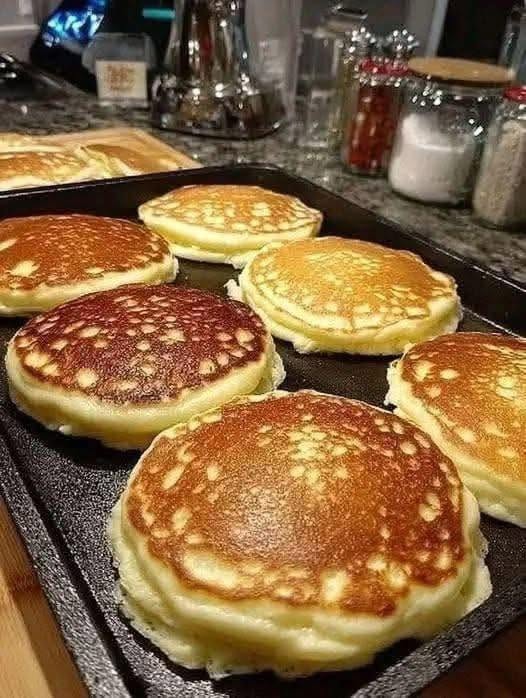 The Ultimate Guide to Golden Pancakes: How to Achieve That Perfect, Syrup-Ready Crisp Every Time