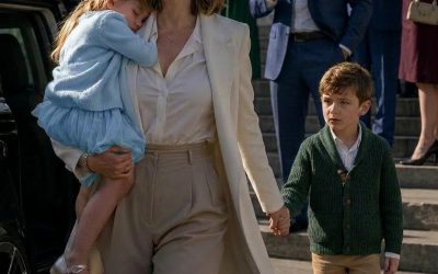 Five Minutes After Our Divorce, I Took My Kids and Left for London—While My Ex’s Entire Family Celebrated His Pregnant Mistress Until One Ultrasound Sentence Destroyed Everything…